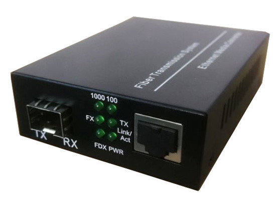 نرخ داده 1000Mbps فايبر رسانه تبدیل 1SFP و 1RJ45 پورت SFP رسانه تبدیل